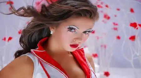 скачать клип Нюша - Чудо