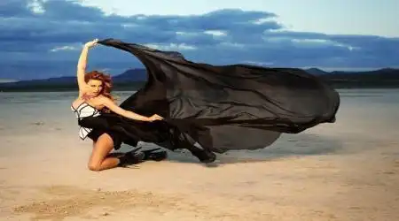 скачать клип Алина Артц - Со мной по-другому нельзя