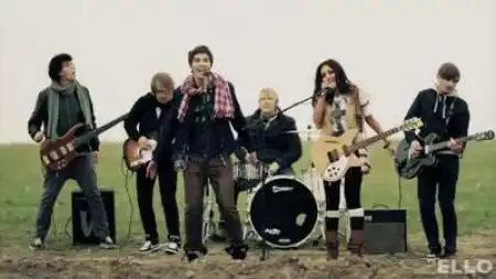 Пара Нормальных - По улицам Москвы