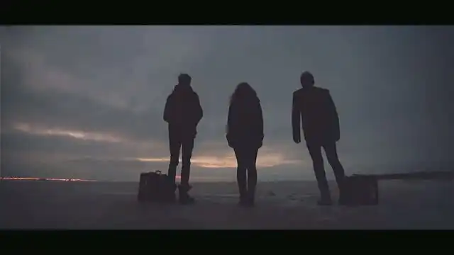 скачать клип Resist Temptation ft. Lizzet - Still Alone