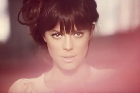 скачать клип Lenka - Heart Skips a Beat