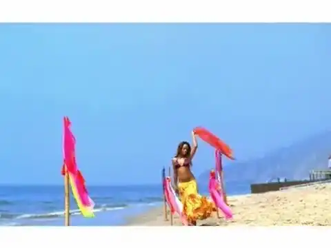 скачать клип Rihanna - If Its Lovin That You Want