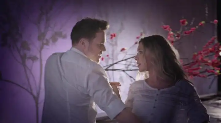 скачать клип Olly Murs - Seasons