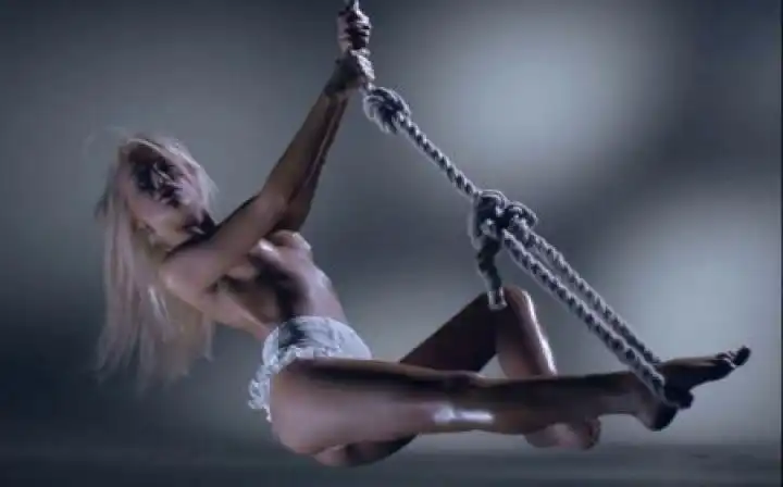 скачать клип Теди Александрова - Чалга пеперудки