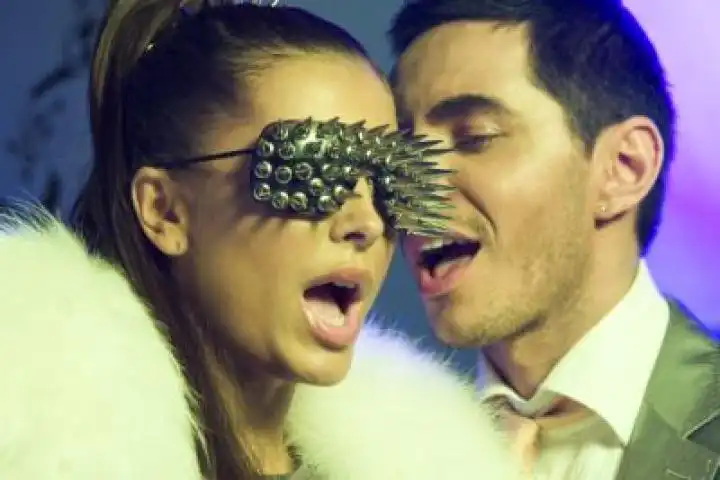 скачать клип Ани Лорак и Тимур Родригез - Увлечение