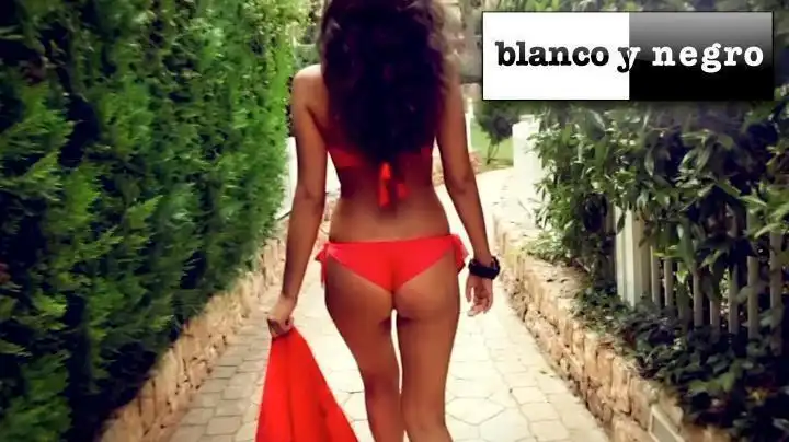 скачать клип Marc Korn and Klubbingman Feat. Craig Smart - Lift Me Up