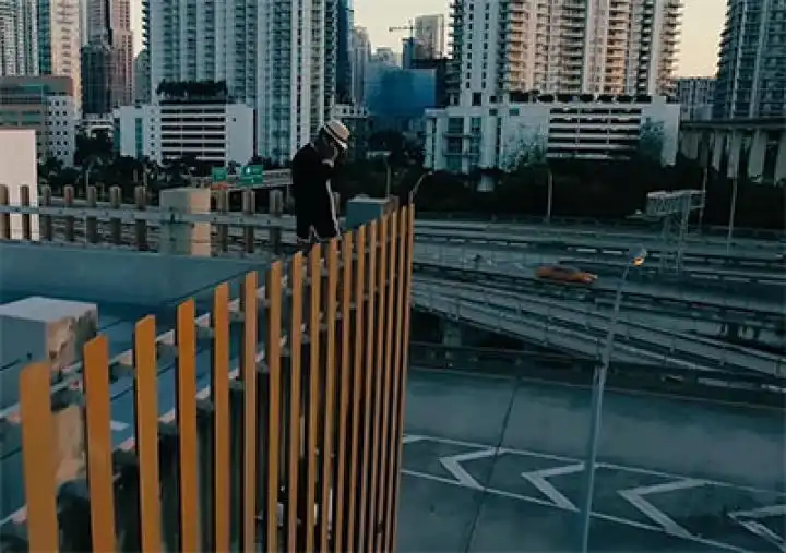 скачать клип Kevin Gates - 2 Phones