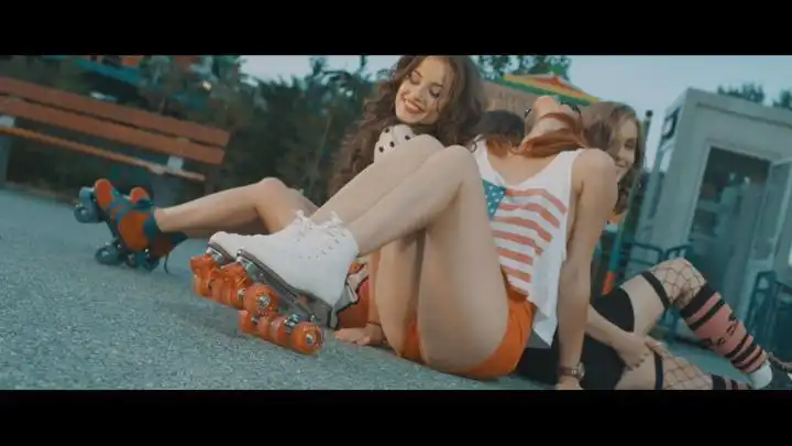 Tus and John Bozidis - Sexoualiki Parenoxlisi