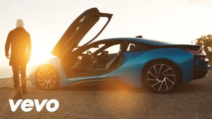 скачать клип Bera - Shining Like A Star