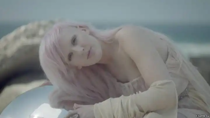 скачать клип Ellie Goulding - Anything Could Happen