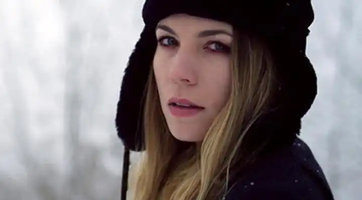 скачать клип Skylar Grey - Moving Mountains
