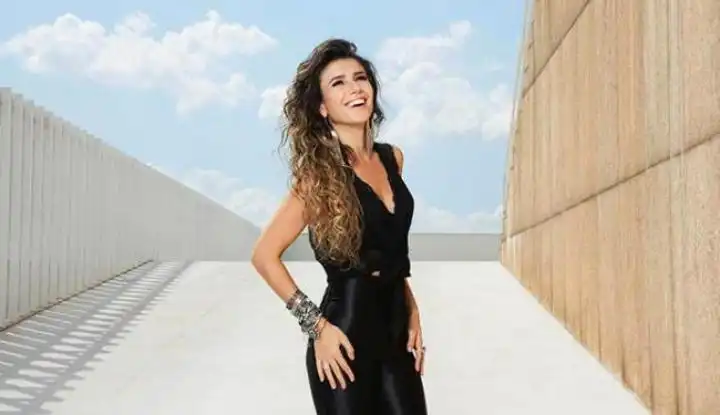 скачать клип Paula Fernandes - Amanhecer