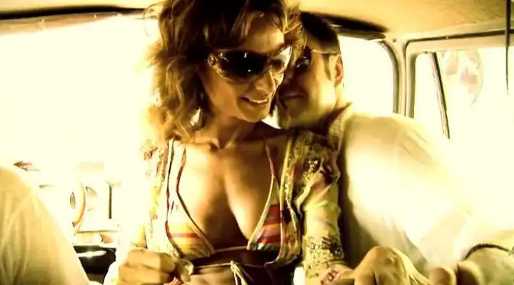 скачать клип Milk and Sugar - Let The Sun Shine