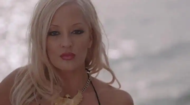 Carolina Marquez ft. Akon and J Rand - Oh la la la