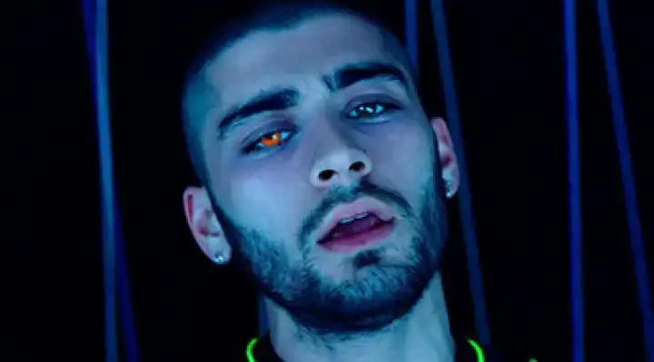 скачать клип ZAYN - Like I Would