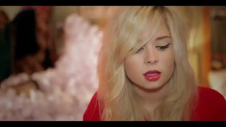 скачать клип Nina Nesbitt - Boy