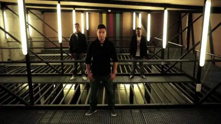 скачать клип Decai - Noche De Sexo