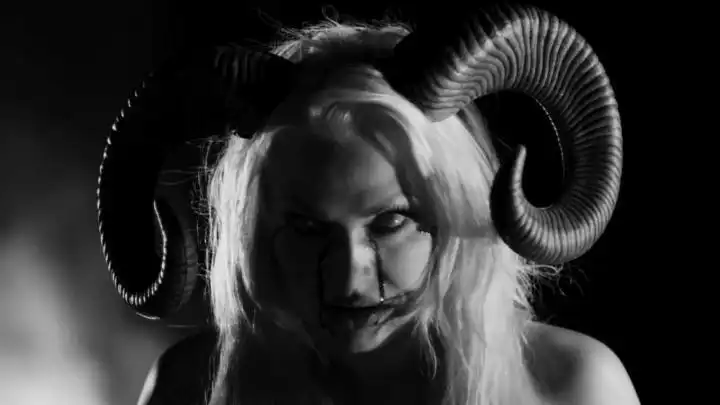 скачать клип Combichrist - My Life My Rules