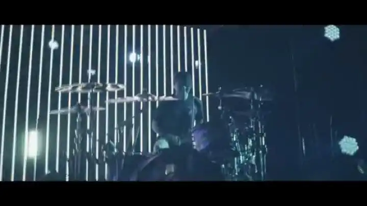 скачать клип Bring Me The Horizon - Avalanche