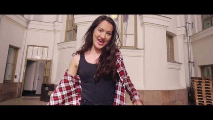 Mondelia - Little Bit Better