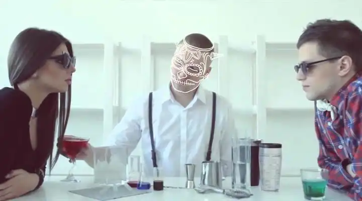 скачать клип Skrillex - Lost Footage