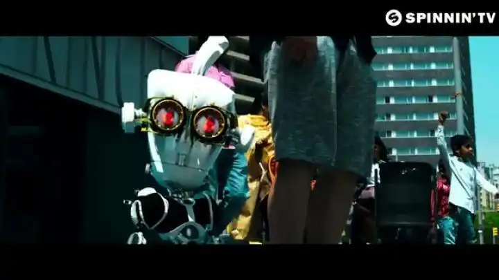 скачать клип Ummet Ozcan - Megatron