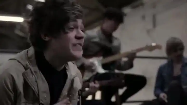 Frankie Cocozza - She's Got A Motorcycle
