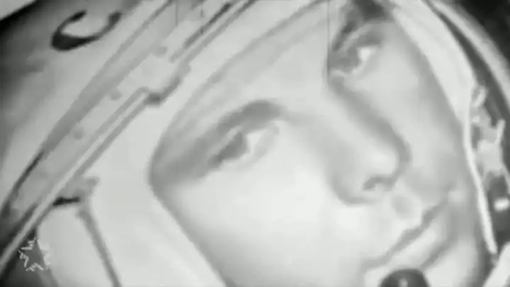 Сергей Бобунец feat. Юрий Гагарин - Космос наш