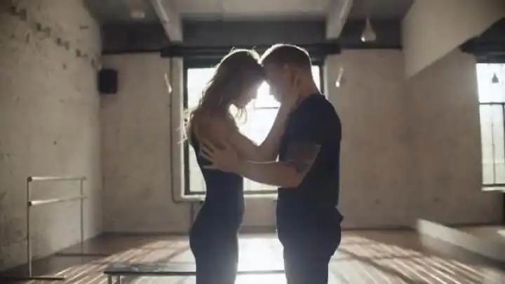 скачать клип Наргиз feat. Максим Фадеев - Вдвоем