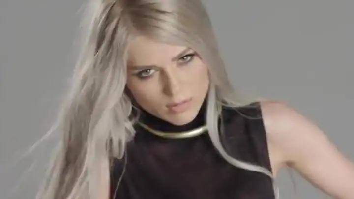 скачать клип Kaya - Burn