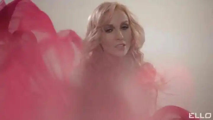 IKA - Половина