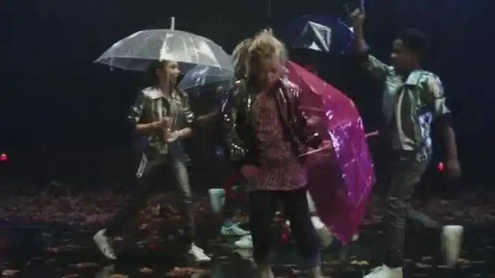 скачать клип Black M - French Kiss