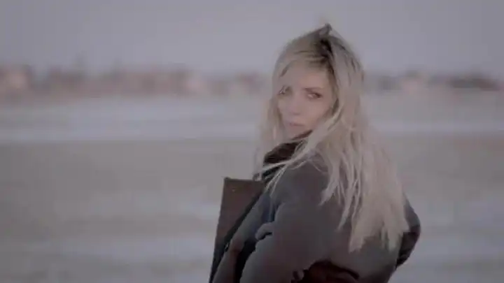 скачать клип Людмила Соколова - Я буду для тебя