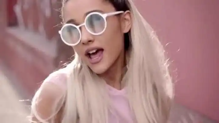 Stevie Wonder ft. Ariana Grande - Faith