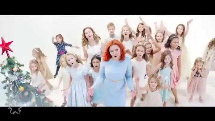 скачать клип Sound Media Kids и Анастасия Спиридонова - Зимня� ...