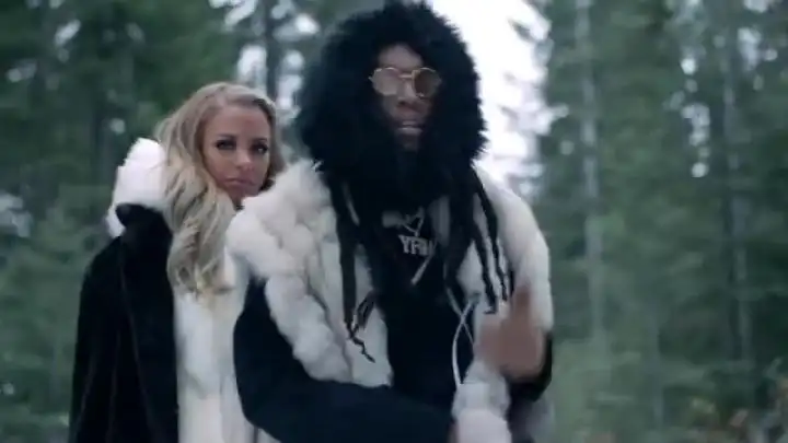 скачать клип Migos - T-Shirt