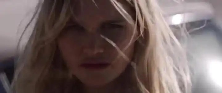 скачать клип Borgeous and tyDi ft. Dia - Over the Edge