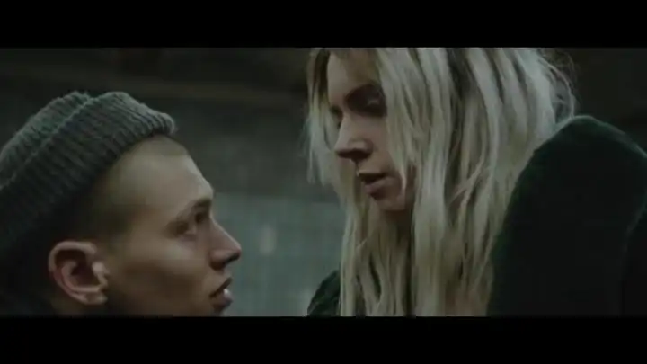 скачать клип Snakehips and MO - Dont Leave