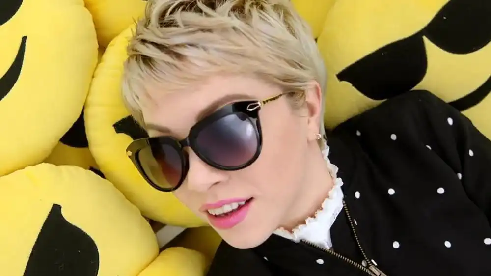 скачать клип Mike WiLL Made-It, Lil Yachty, Carly Rae Jepsen - It Takes Two