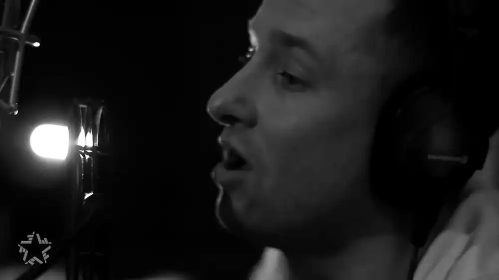 скачать клип Саша Немо - Ты меня не отпускай