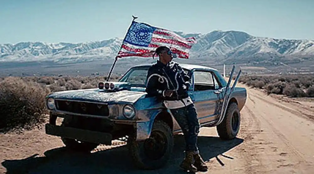 скачать клип Joey BadaSS - Land of the Free