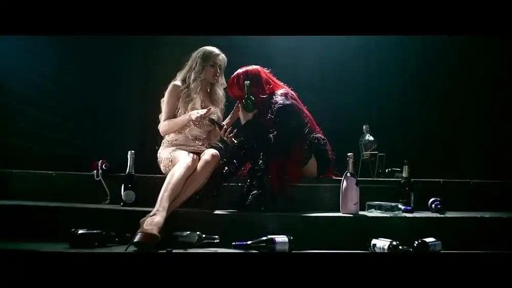 скачать клип Мари Краймбрери - Полюби меня пьяную