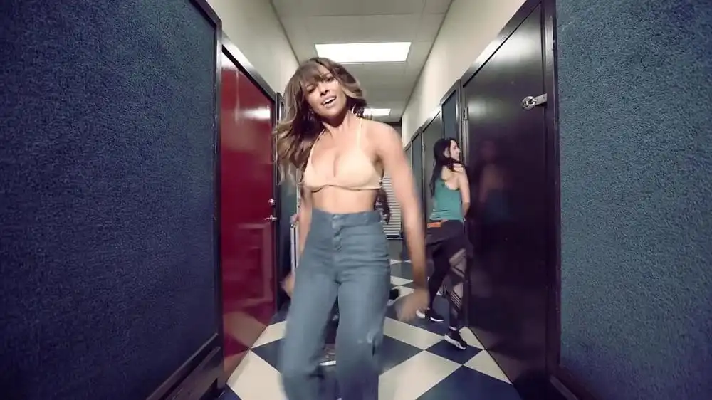 скачать клип Kat Graham - Sometimes