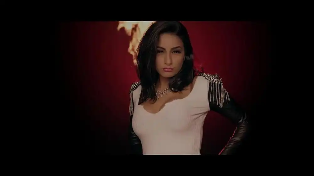 скачать клип Imran Khan - Satisfya