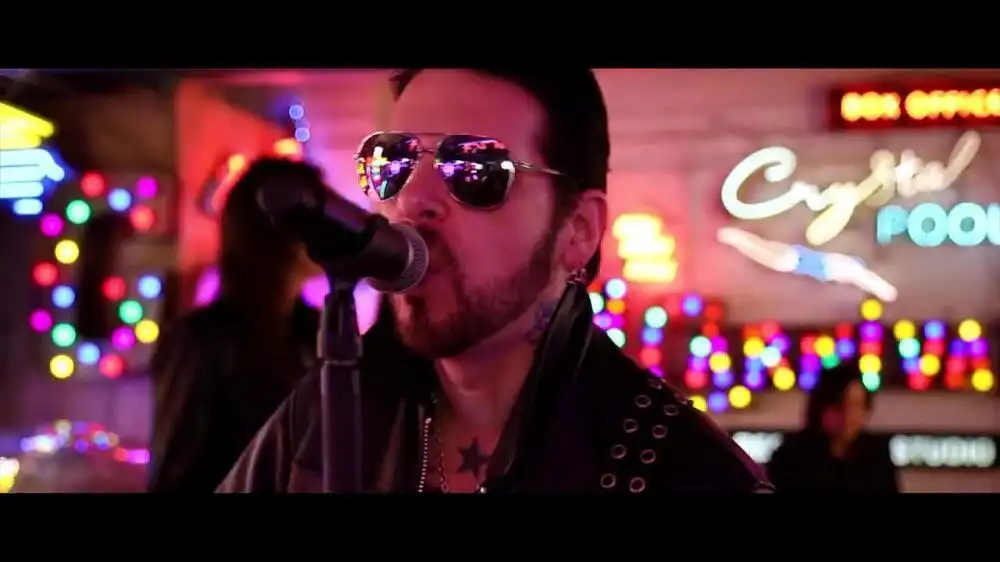 Black Star Riders - Dancing With The Wrong Girl