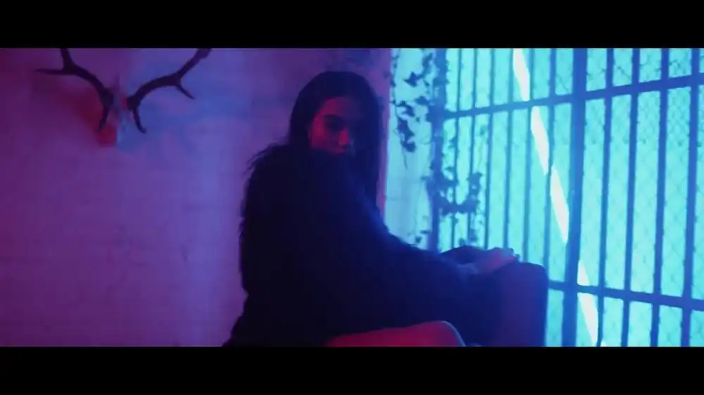 скачать клип Tinie Tempah ft. Tinashe - Text From Your Ex