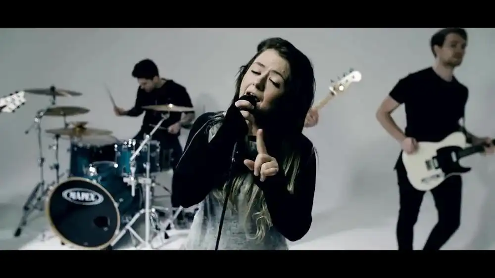 скачать клип Dream State - White Lies