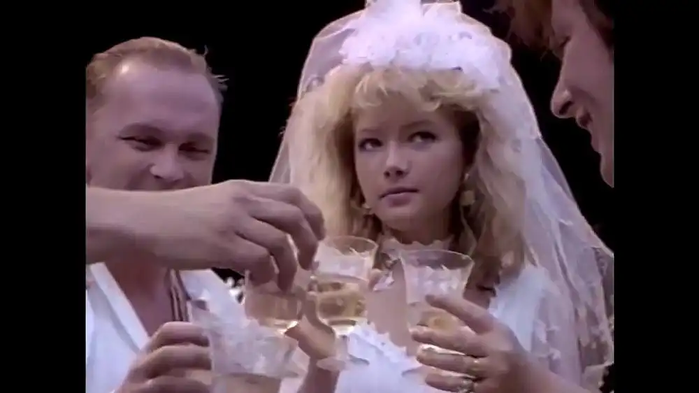 скачать клип Андрей Державин - Чужая свадьба