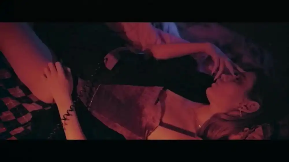 скачать клип ЛУНА - Нож