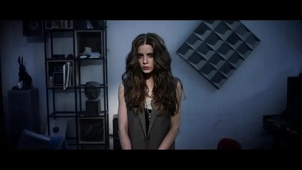 скачать клип Hotel 17 - Лето